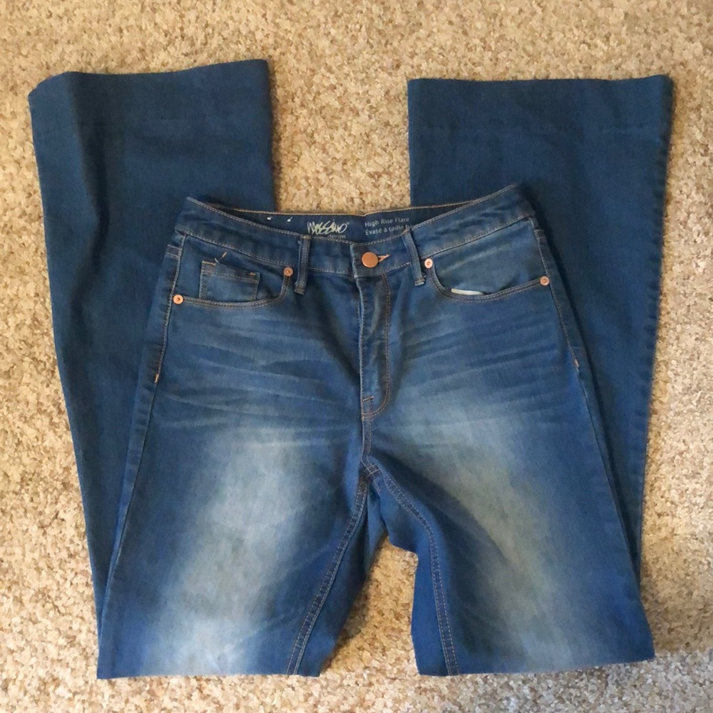 Flared jeans